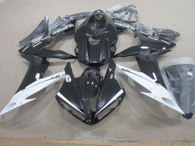 ABS 2004-2006 Black White Yamaha YZF R1 Motor Bike Fairings UK